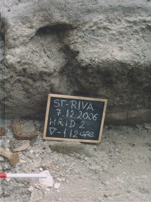 Arheološka istraživanja na Splitskoj rivi 2006.-2007. godine.  Isječci iz fotografskog dnevnika Zorana Alajbega